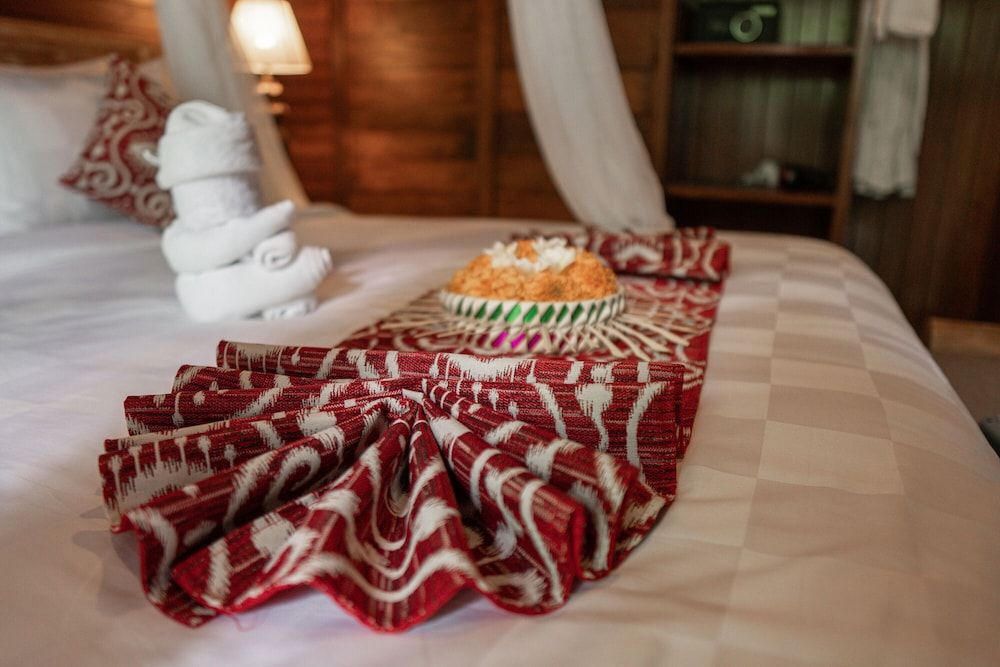Lumbung Suite