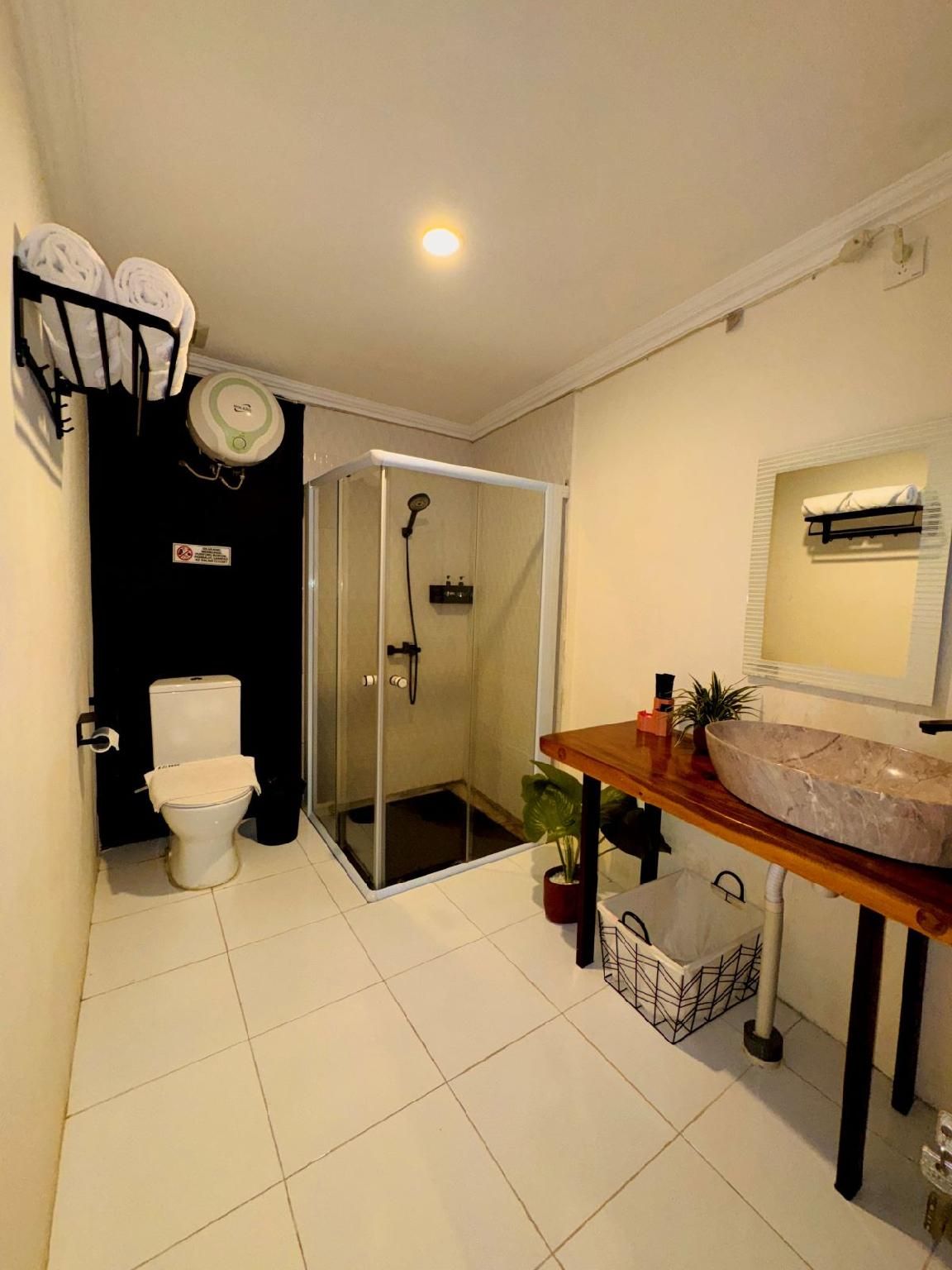 Tzy-No Cottage Family Suite - Non-Smoking