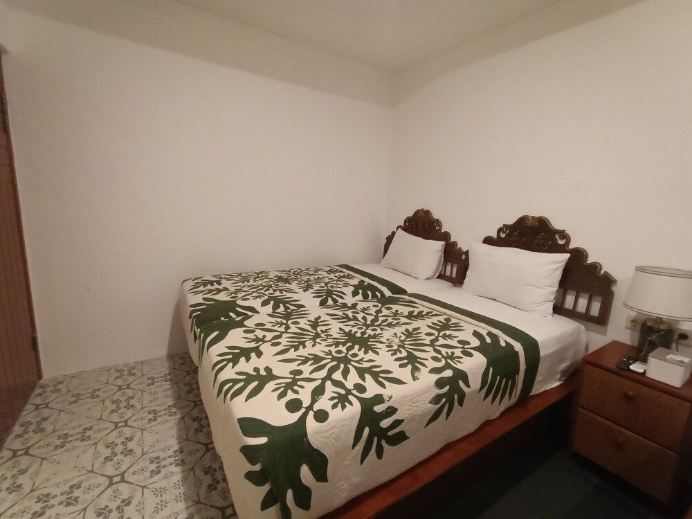 Attara Inn Senggigi Family Room 5