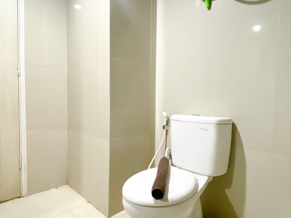 Cozy And Spacious Studio Room Azalea Suites Apartment Studio 10