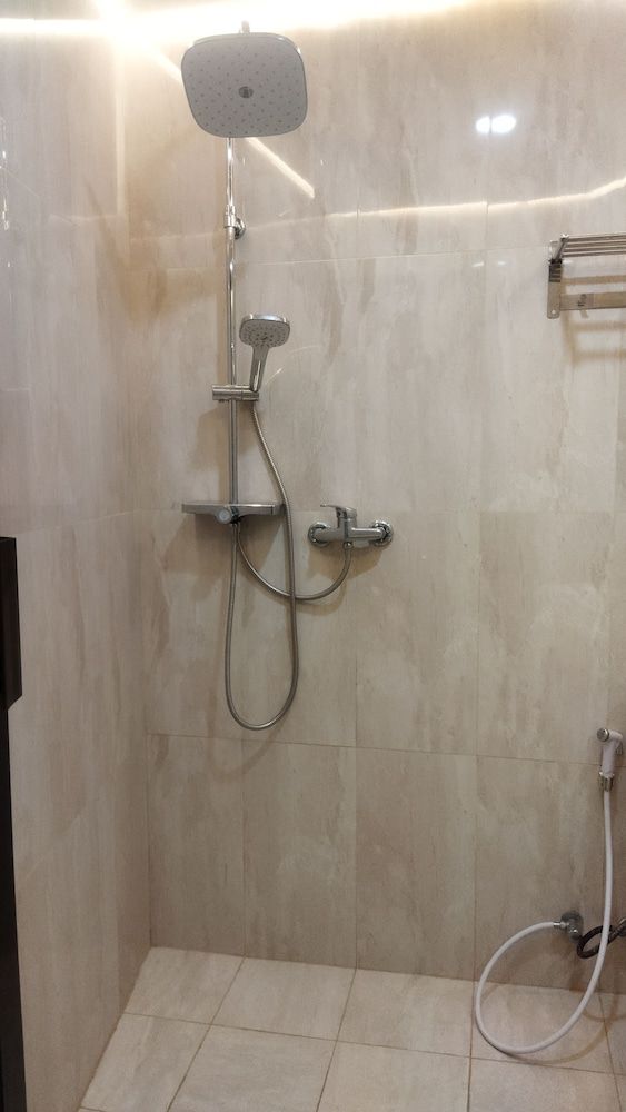 Royal Kencana powered by Cocotel Deluxe Double Room 11