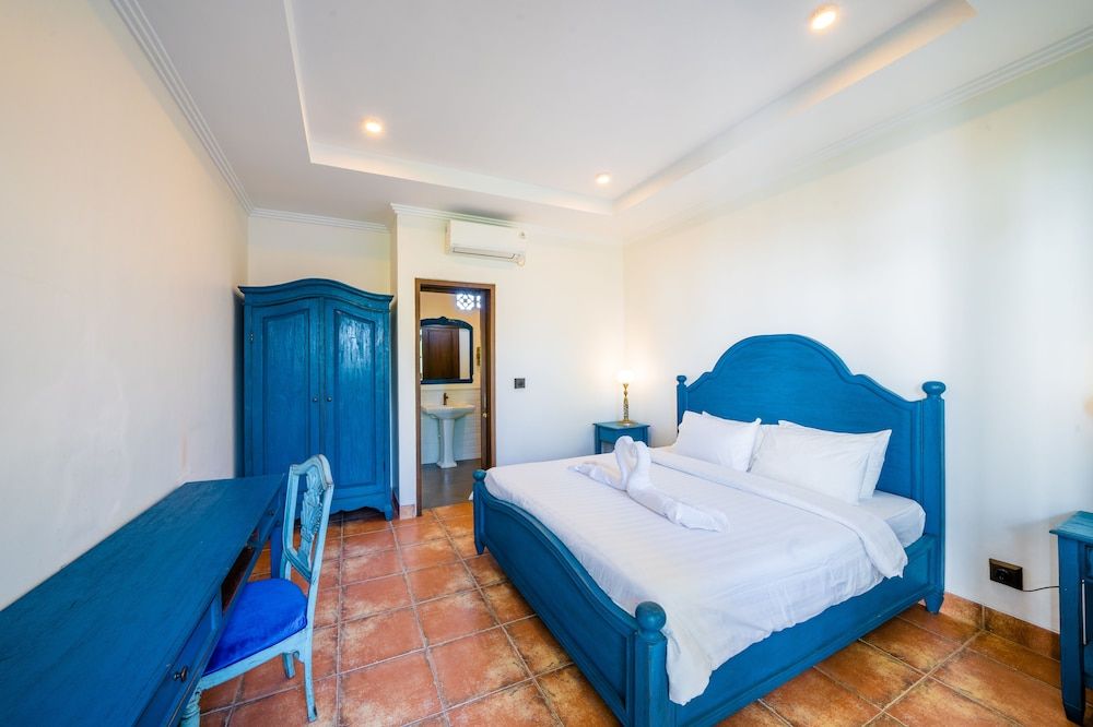 Deluxe Room, 1 King Bed, Non Smoking