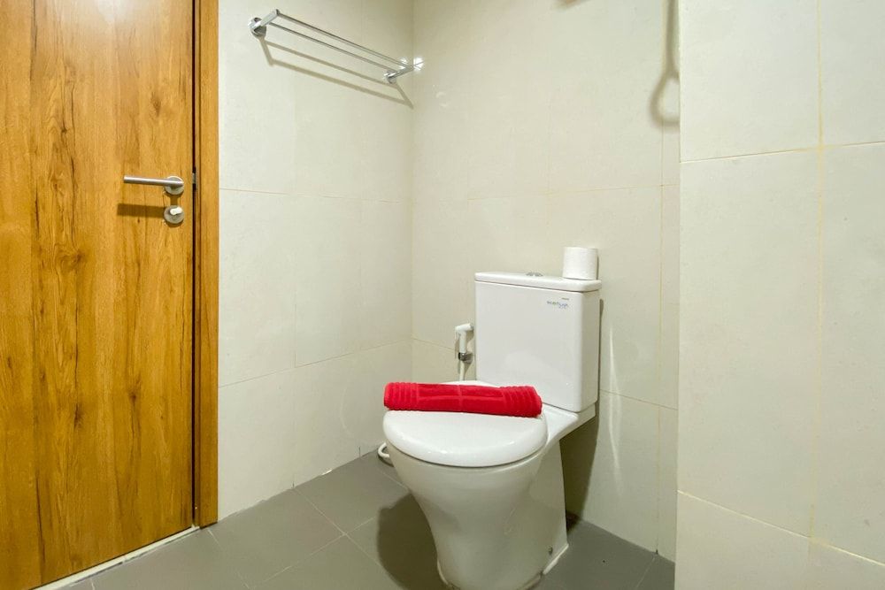 Homey and Well Furnished Studio LRT City Jatibening Apartment Studio 12