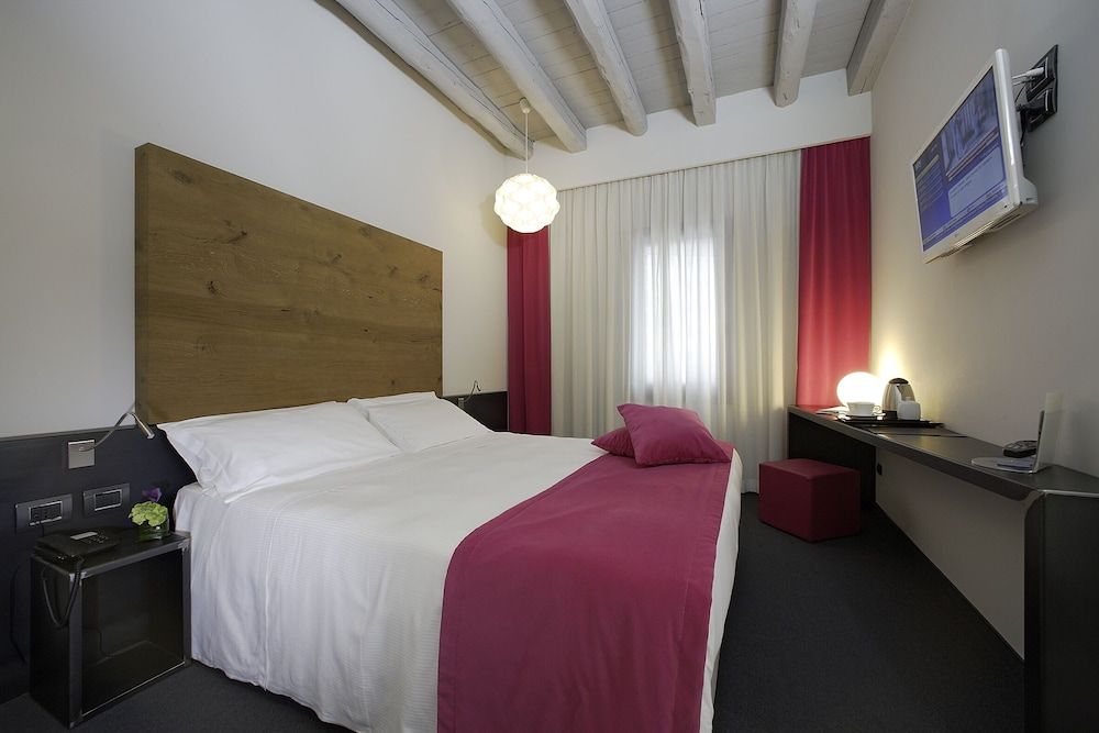 Hotel Forte Del 48 Superior Double Room Single Use, Non Smoking 2
