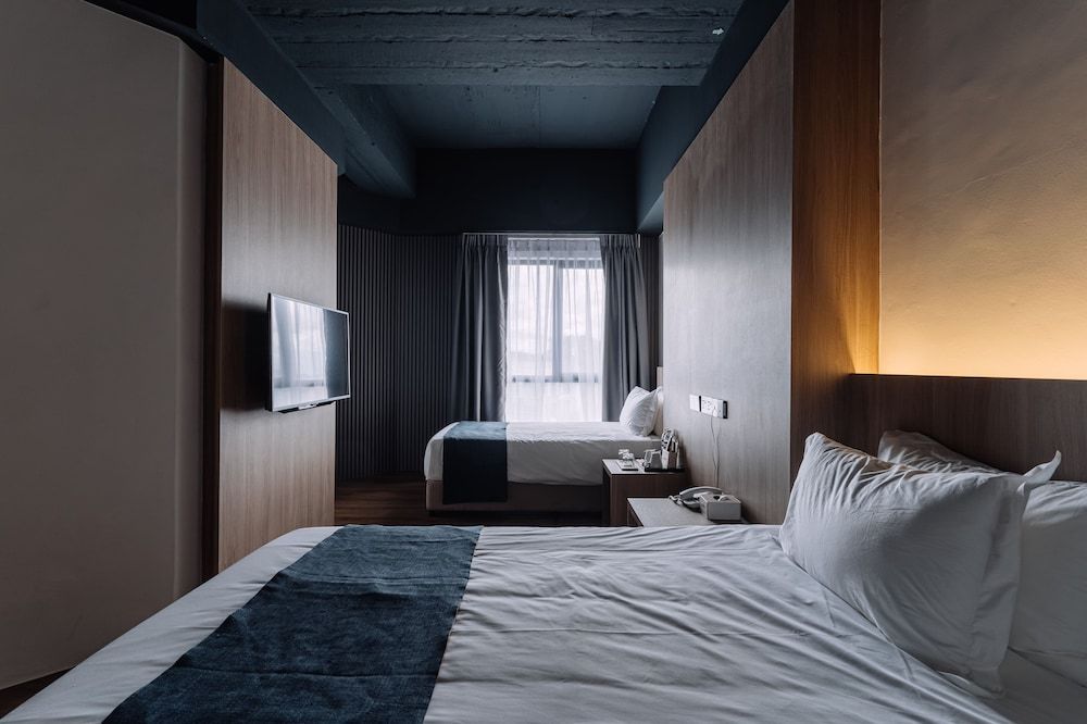 Impiana by Roxy Hotel Deluxe Twin Room, 2 Twin Beds 2