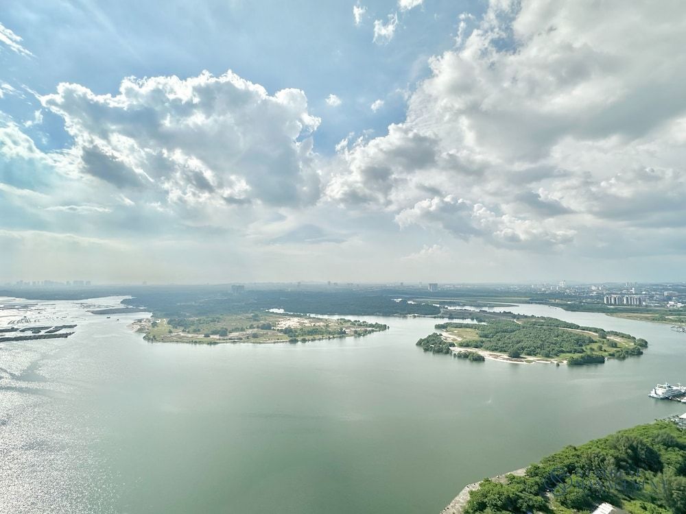 Country Garden Danga Bay By Stayrene Comfort Apartment, Sea View 13