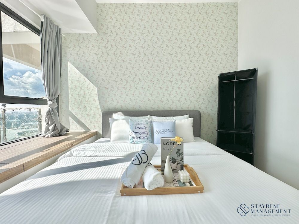 Country Garden Danga Bay By Stayrene Comfort Apartment, Sea View 3