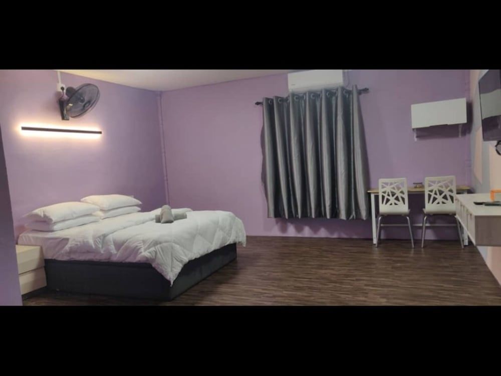 Superior Studio, 1 Queen Bed, Non Smoking