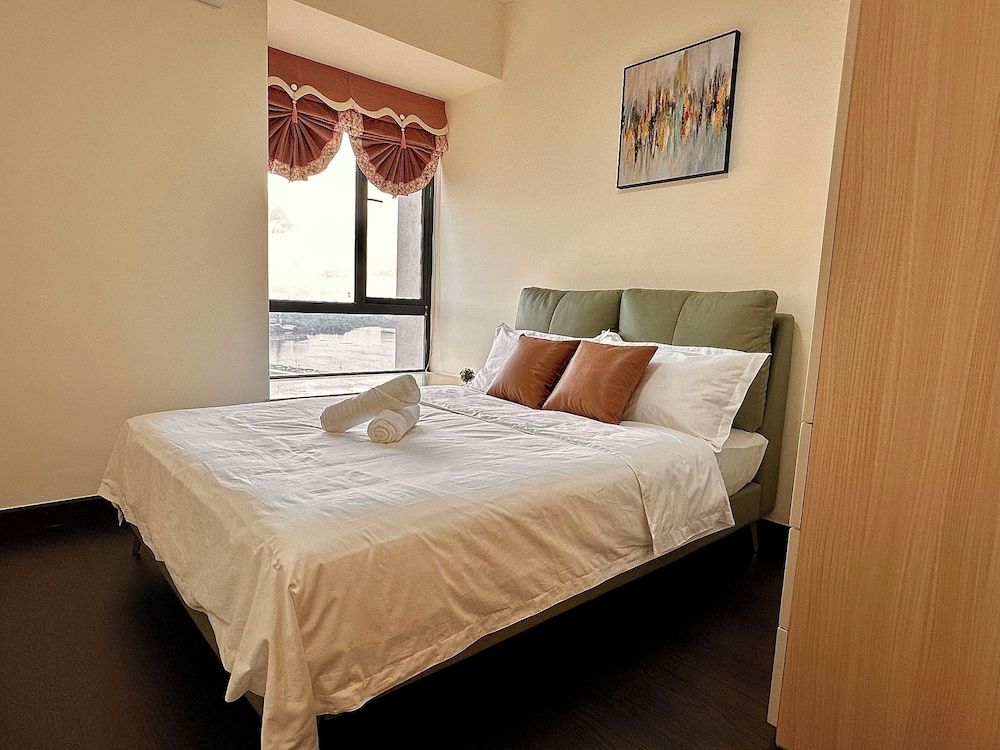 Superior Condo, 2 Bedrooms, Balcony, Sea View
