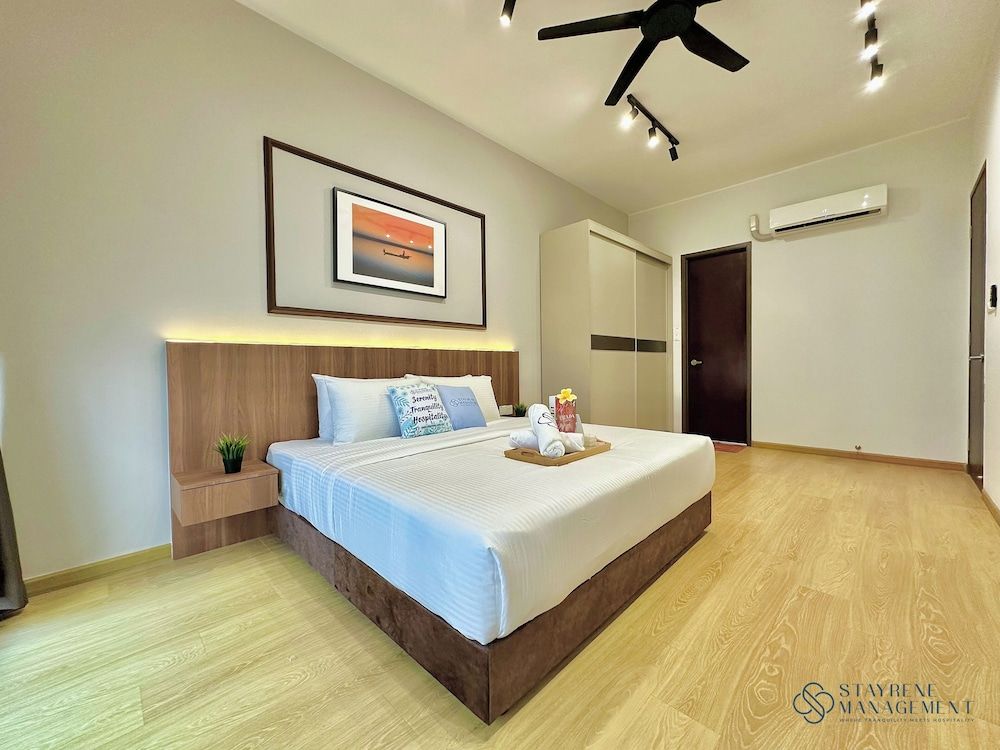 Comfort Apartment, 3 Bedrooms, Non Smoking, Pool View