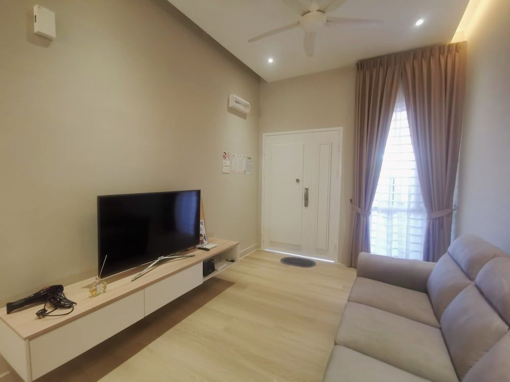 Setia Alam 58 by Manhattan Group House, 3 Bedrooms 35