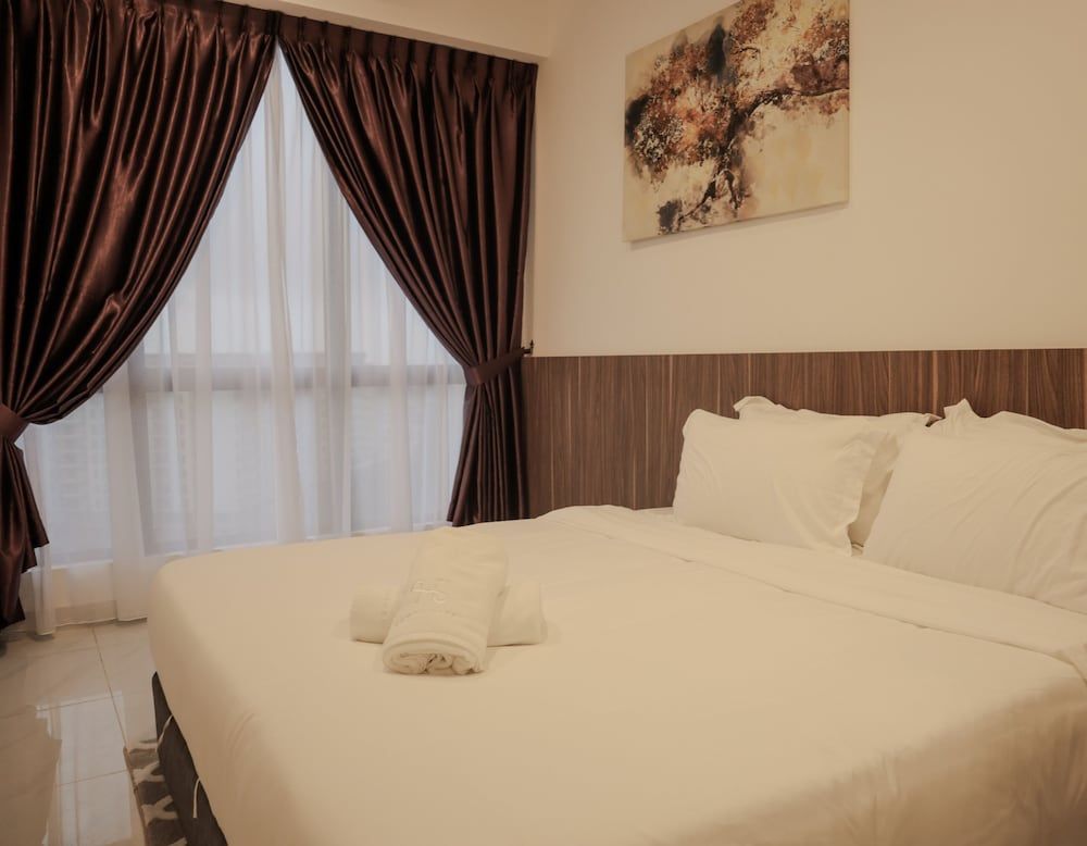 Standard Double Room, City View