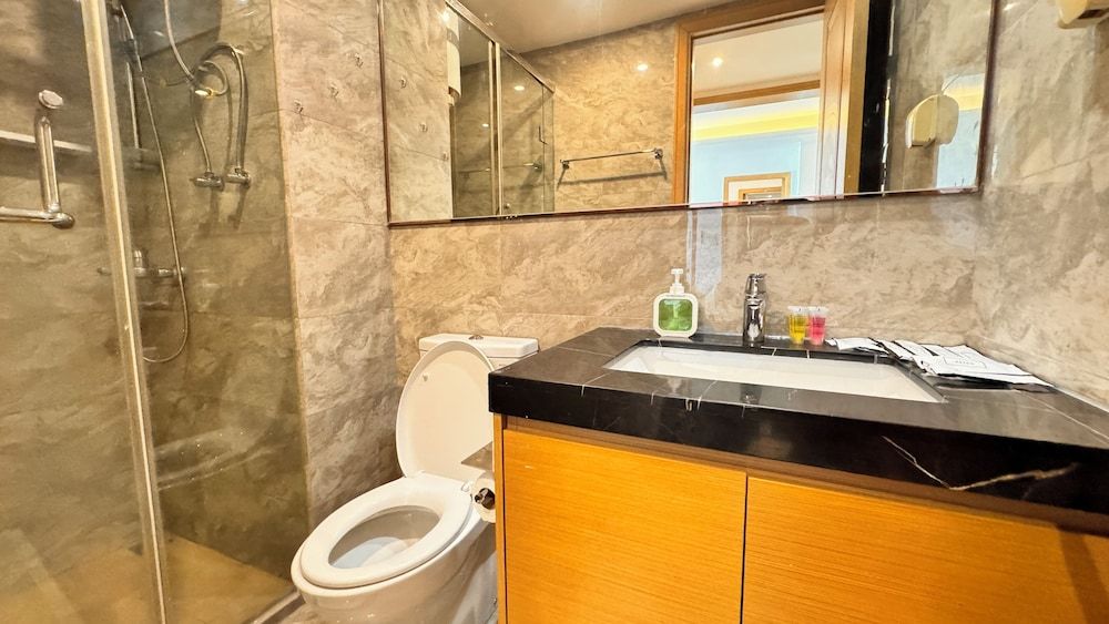 R&F PRINCESS COVE BY RONGYU Apartment, Balcony, Bay View 11