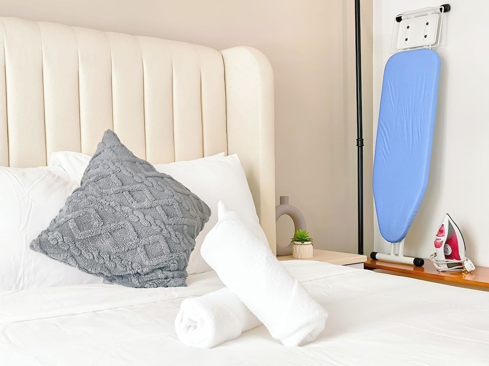 Edumetro by Manhattan Group Deluxe Apartment, 2 Bedrooms 29