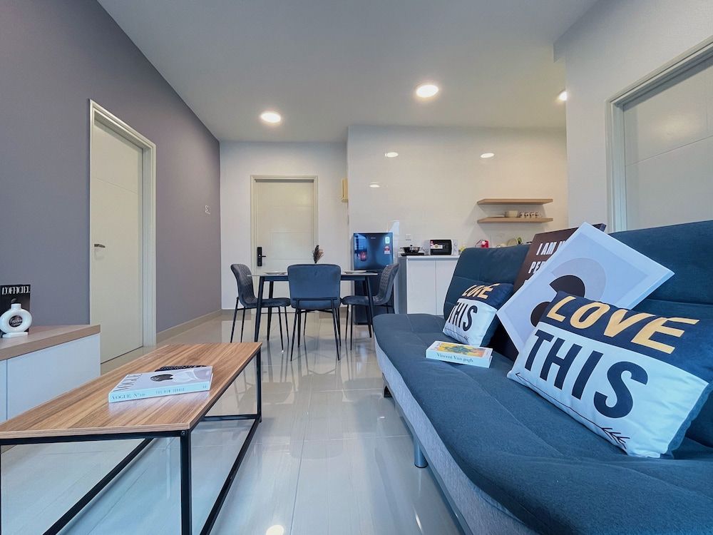 Arte Plus by Manhattan Group Apartment, 2 Bedrooms 35