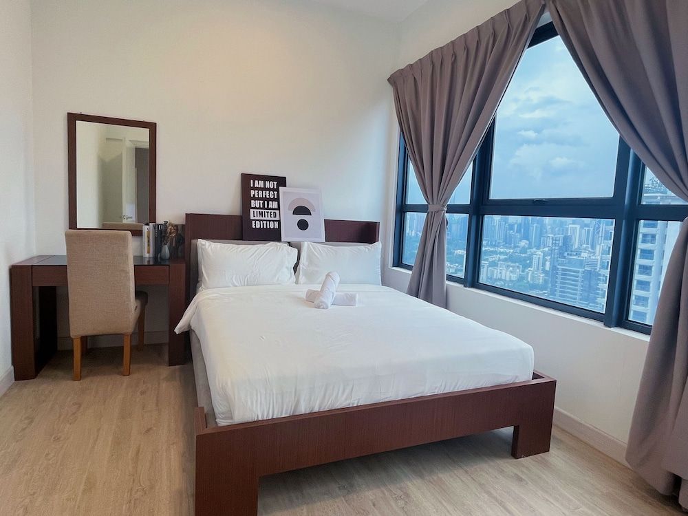 Arte Plus by Manhattan Group Apartment, 2 Bedrooms 16