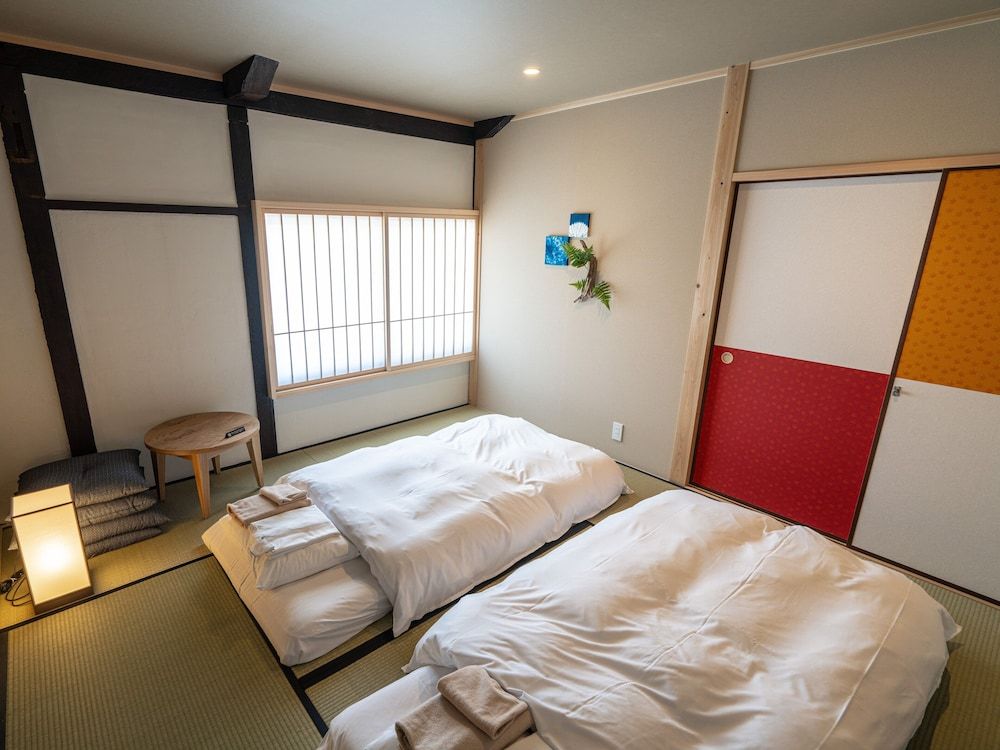 Street side room, Non smoking