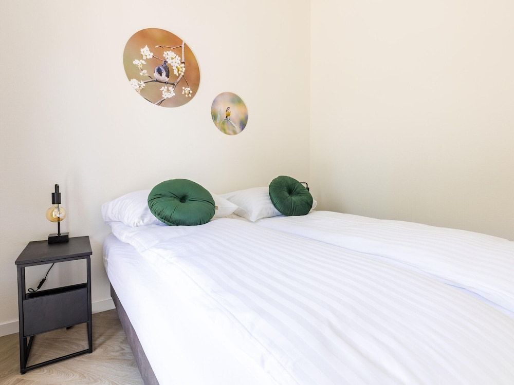 Chalet by Pond With Sauna Chalet 2