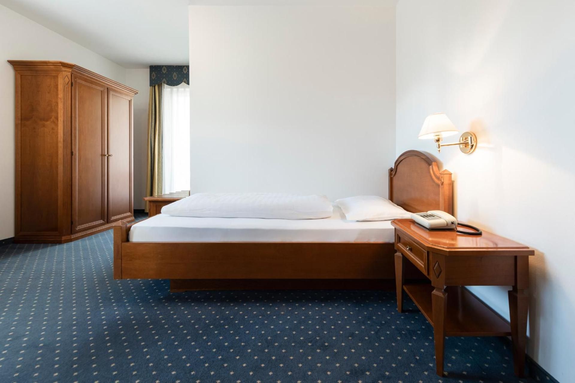 Single Room with Balcony