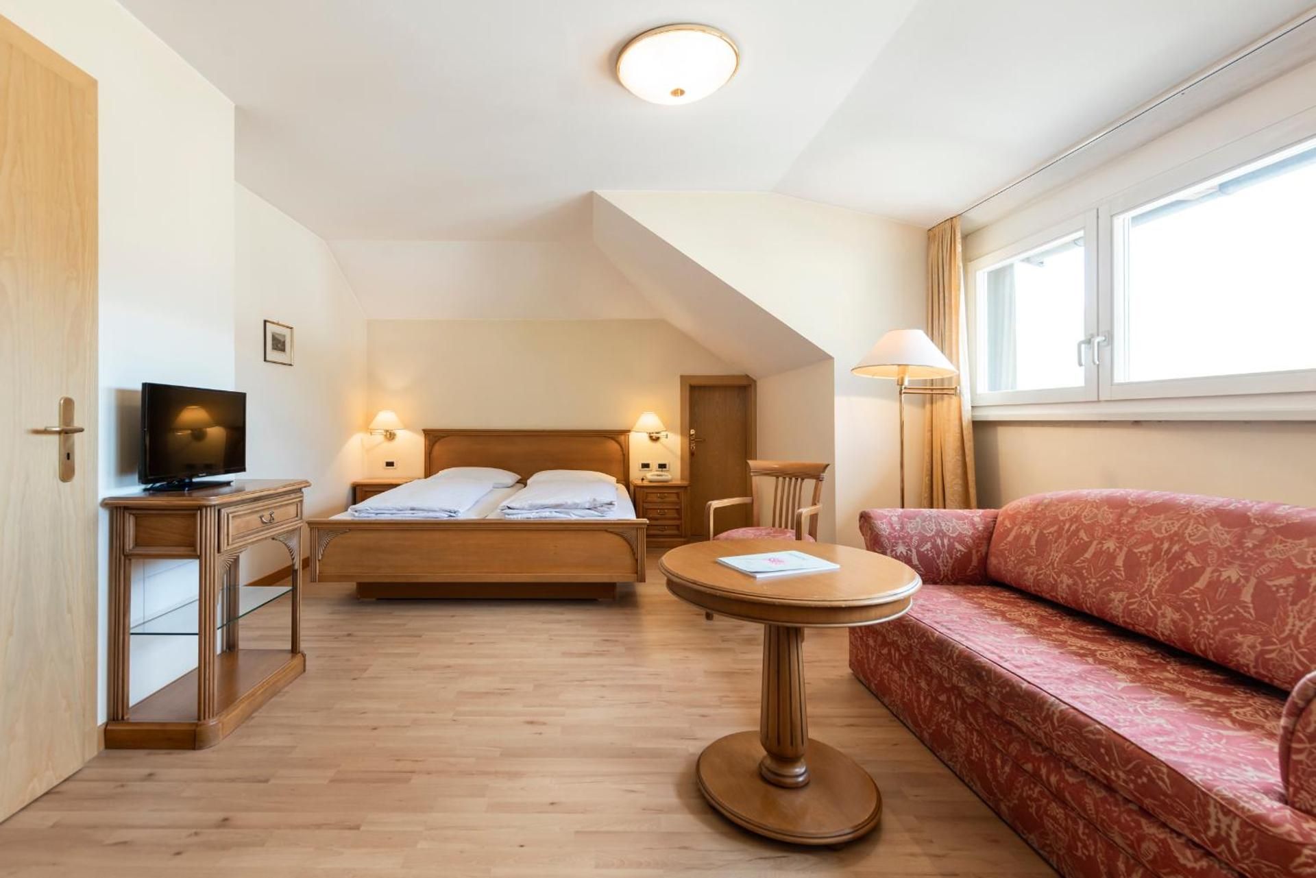 Double Room with Mountain View