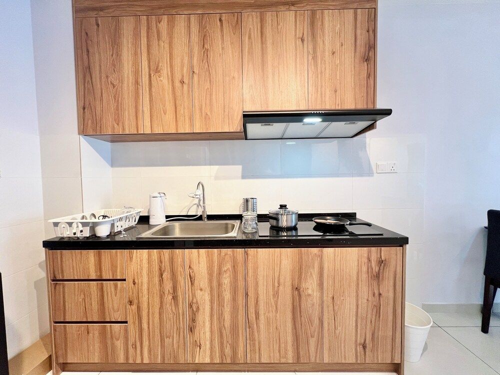 Gaia Residences by Sleepy Bear Deluxe Apartment, 3 Bedrooms 27