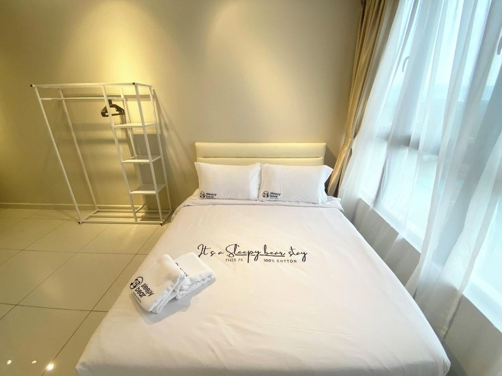 Gaia Residences by Sleepy Bear Deluxe Apartment, 3 Bedrooms 12
