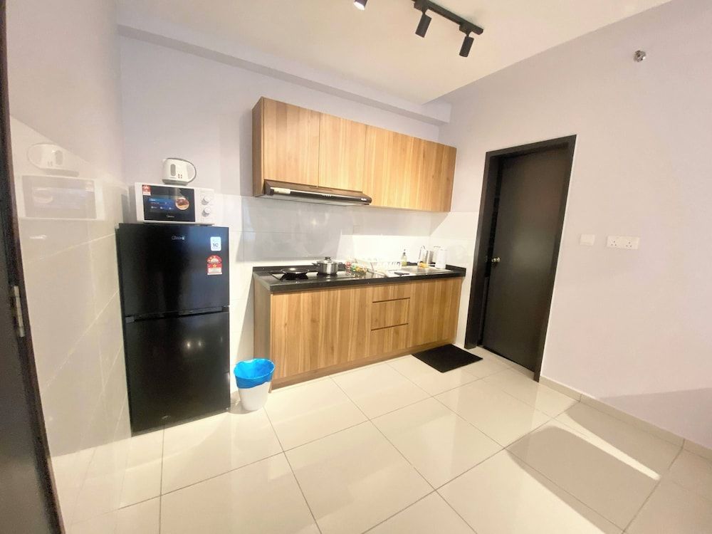 Gaia Residences by Sleepy Bear Deluxe Apartment, 3 Bedrooms 26