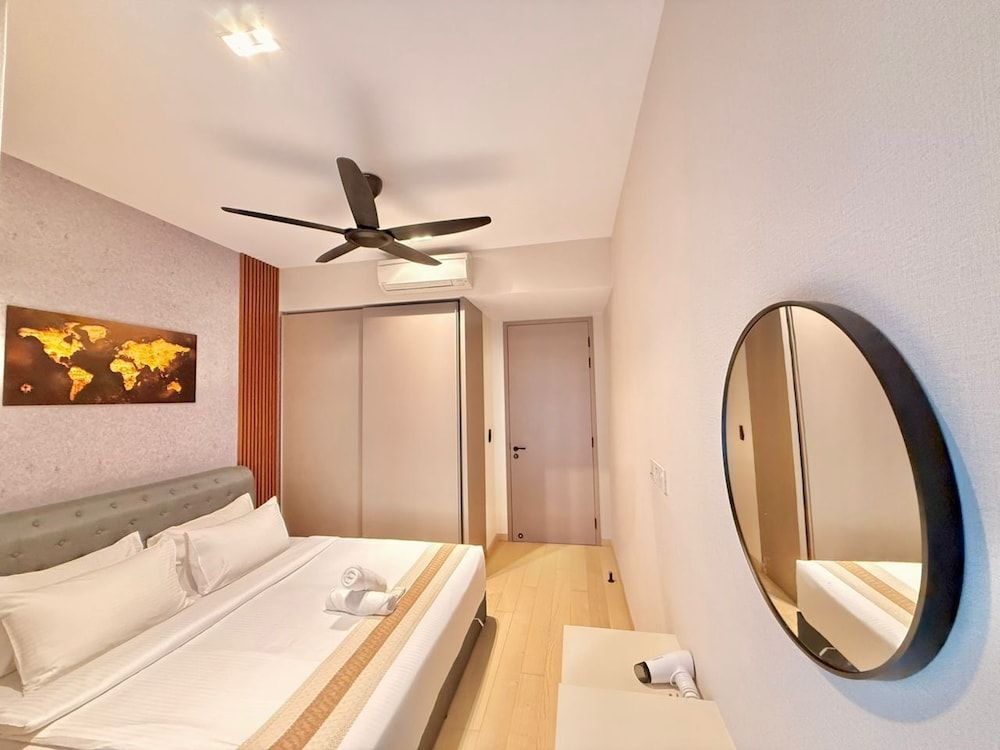 Classic Apartment, City View