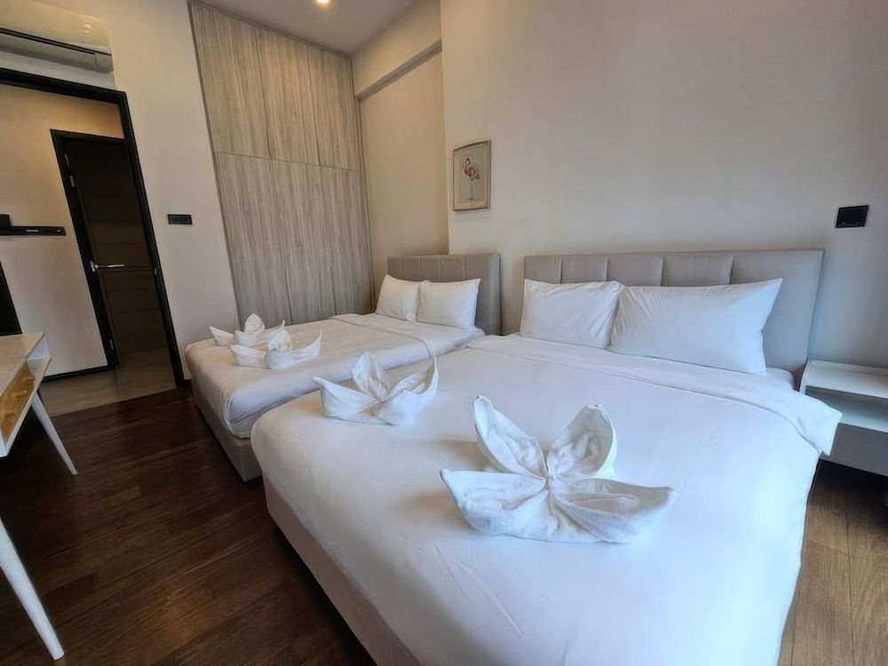 Deluxe Apartment, 1 Bedroom, Balcony, City View
