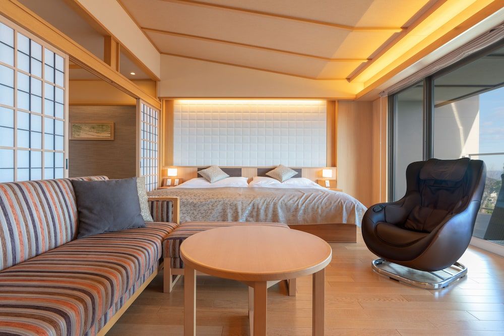 Japanese Western Style Room, Ocean view with Open-air bath (Second floor)