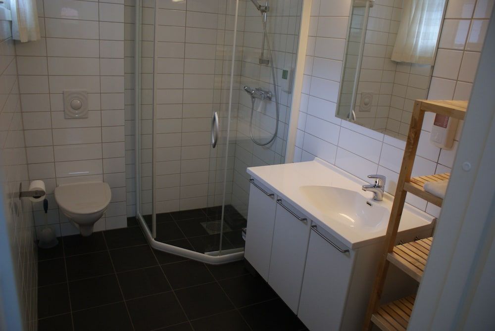 Apartment Alcove, 1 Twin, 2 Bedroom, Harbor View, Balcony/Patio