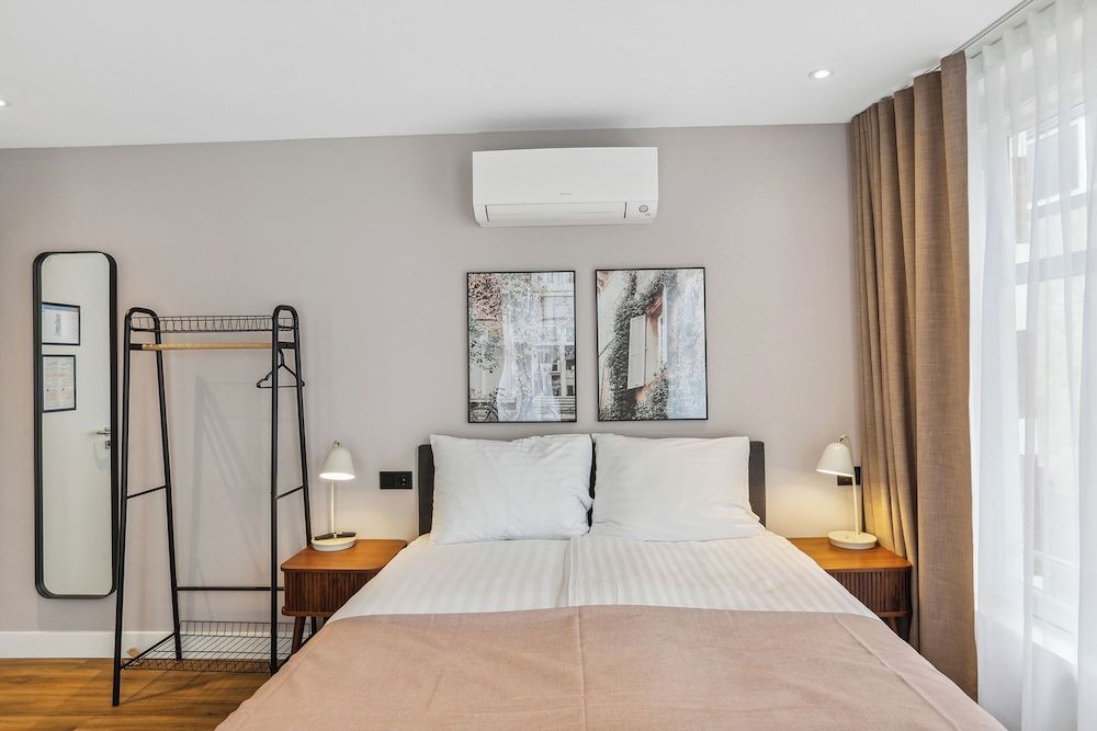 Suite with French Balcony