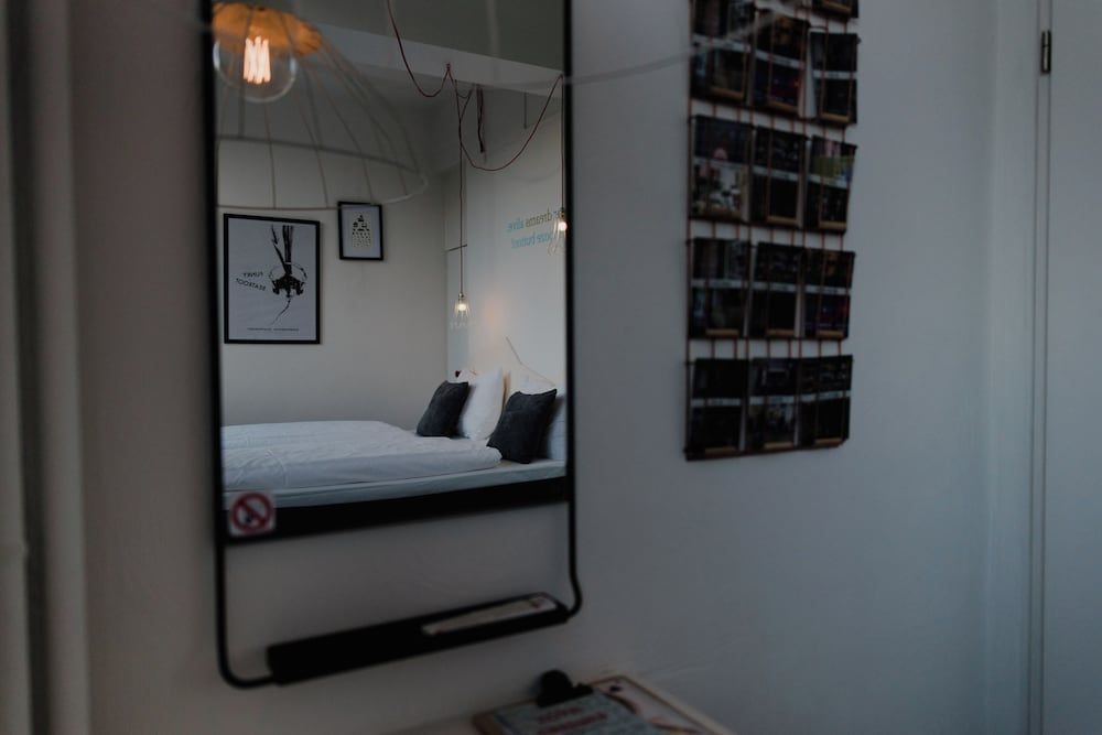 Hotel Credible Double Room, City View 9