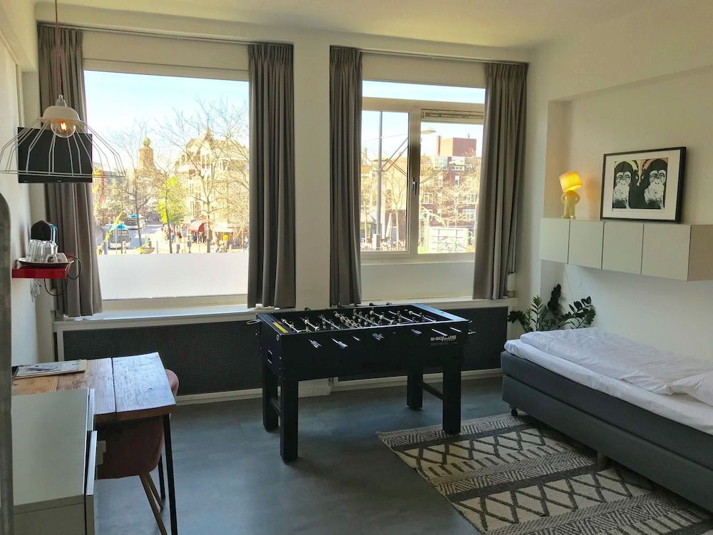 Hotel Credible Family Triple Room, City View 7