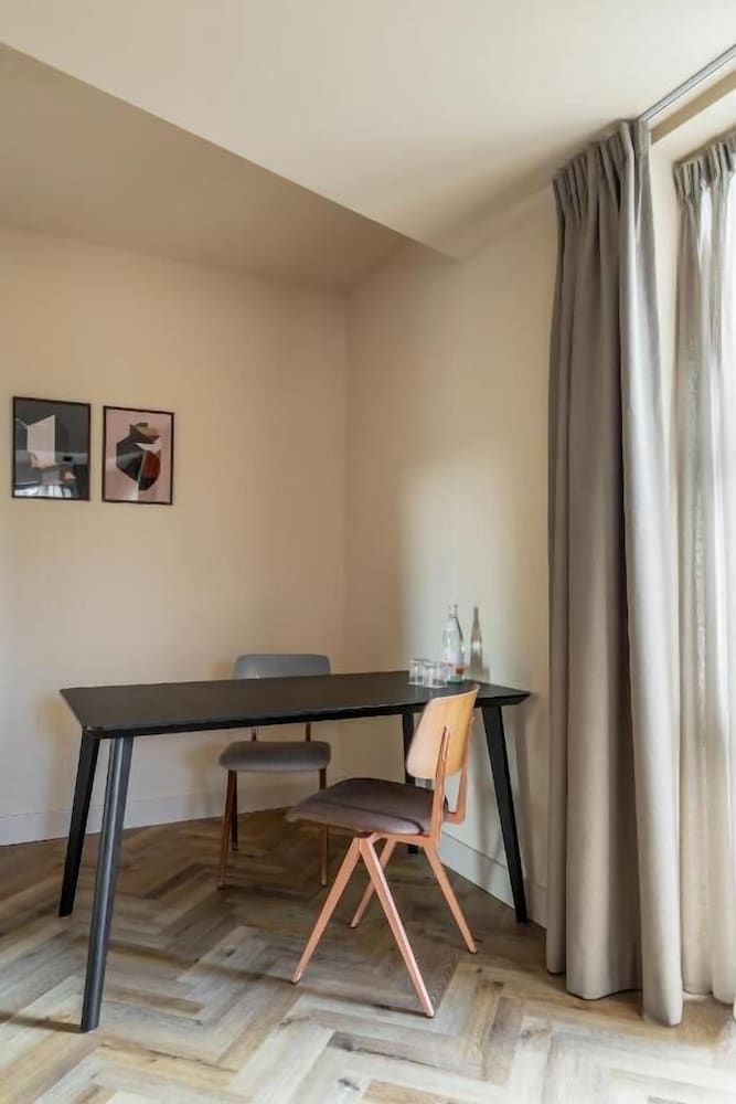 Metzlr House Deluxe Double Room 5