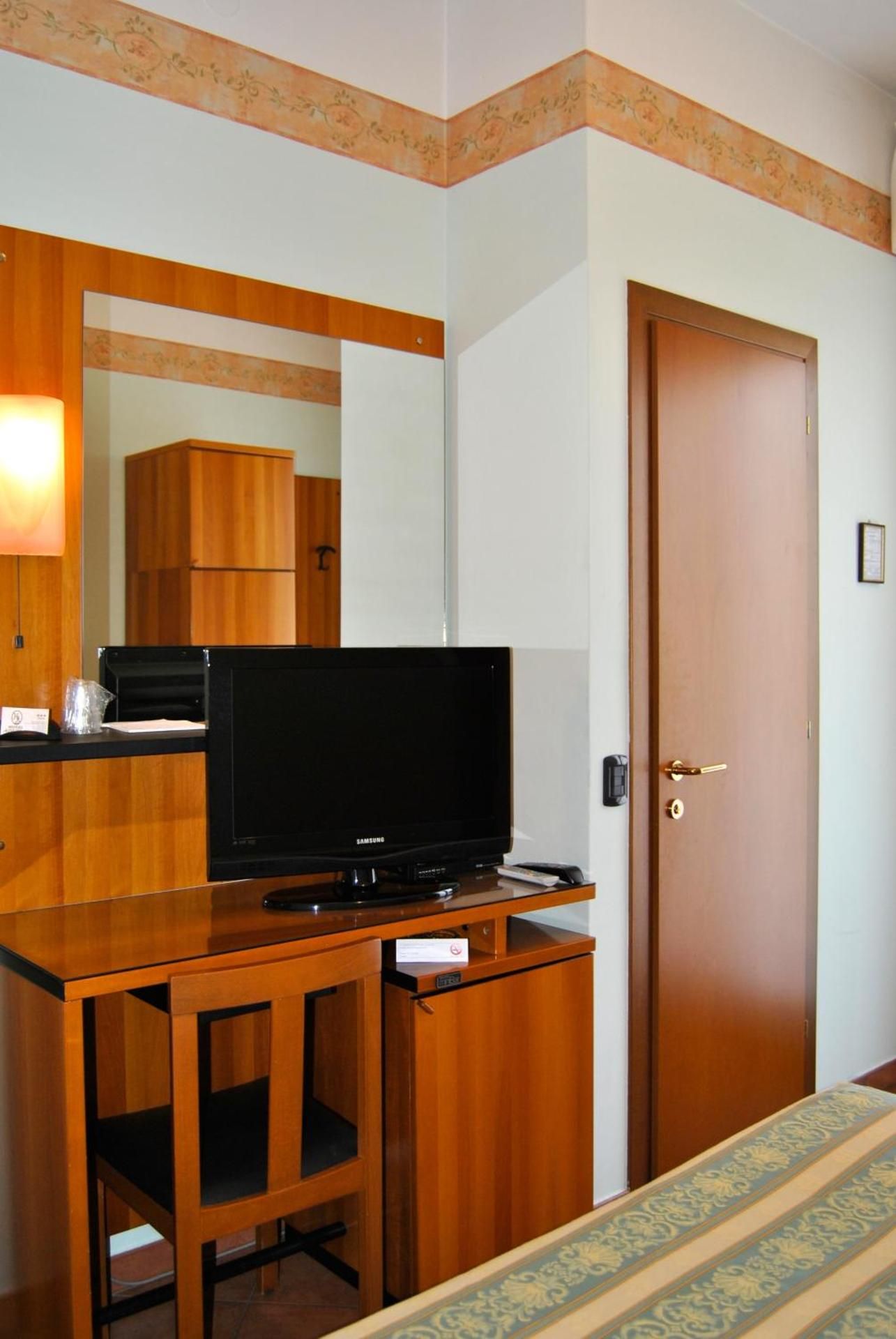 Hotel Aquila Economy Single Room 6