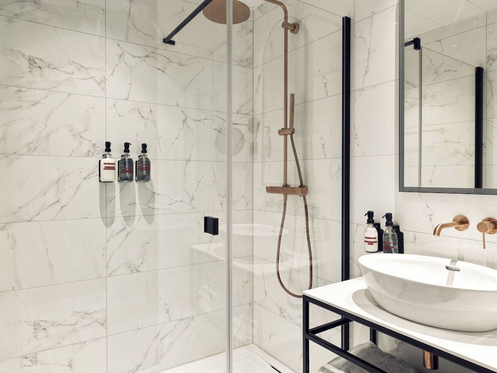 The Ald Hotel Classic Double Room, 1 King Bed 16