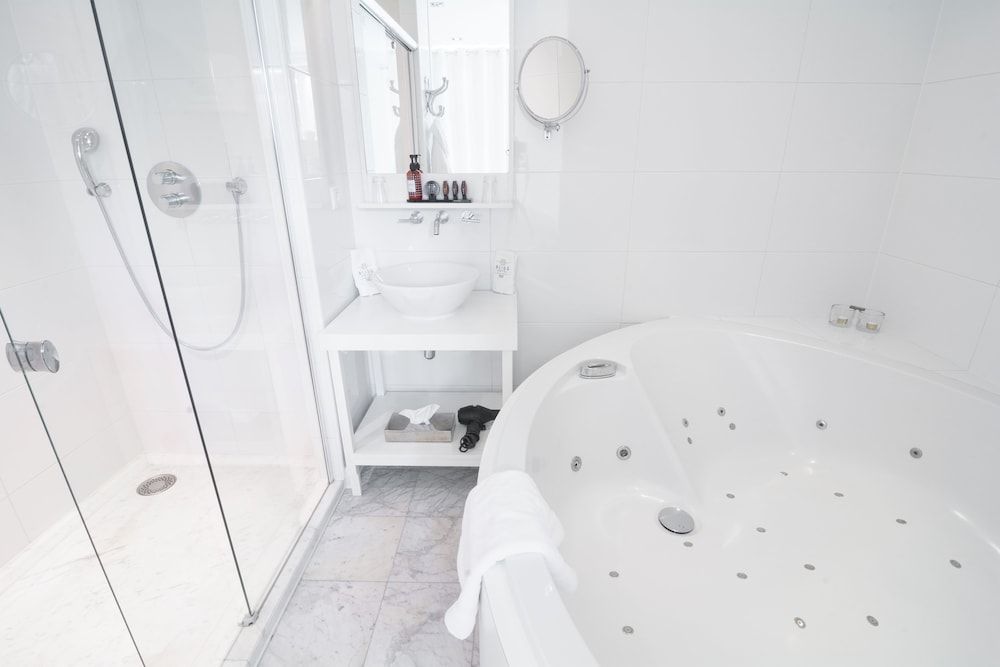 Bliss Boutique Hotel Superior Suite 2