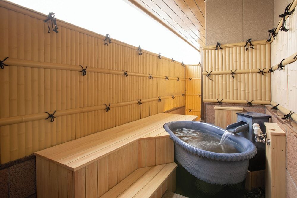 Family Room, Non Smoking, Private Bathroom