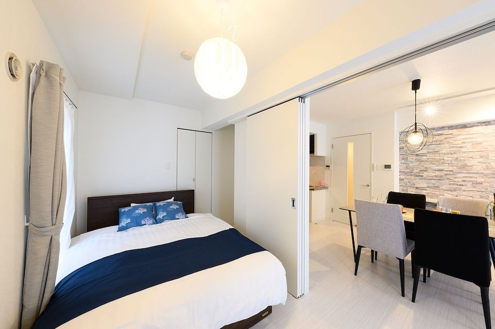 GLASS YAMAHANA EAST Deluxe Room 3