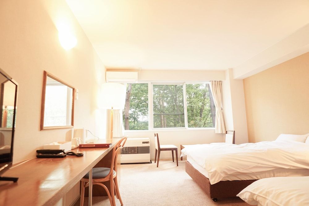 Western Twin Room