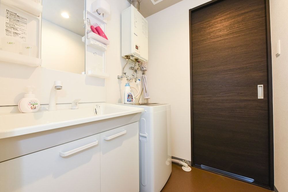 Sun Court Maruyama Garden Hills Suite 8