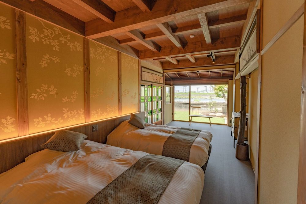 Villa (Uguisu)
