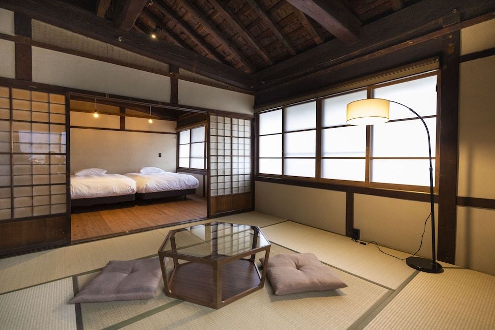 Grand Twin Room, City View