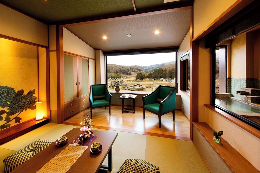 Premier Room