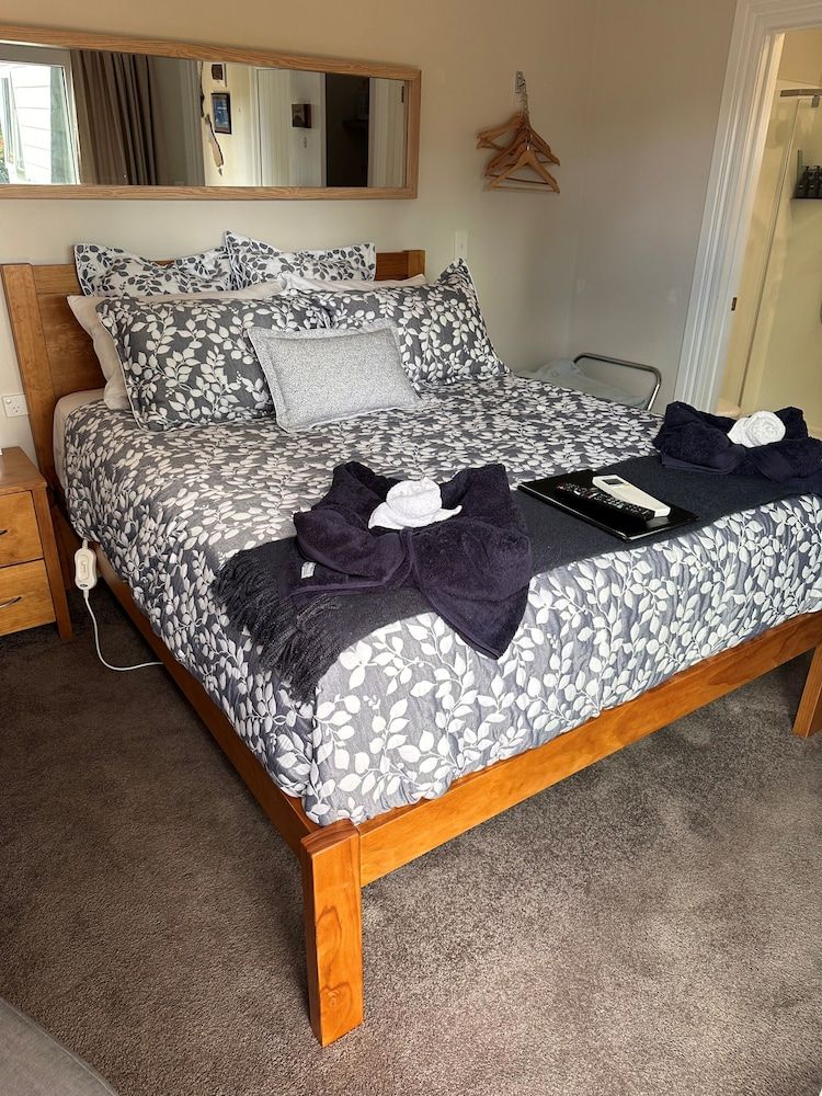 Superior Queen Room
