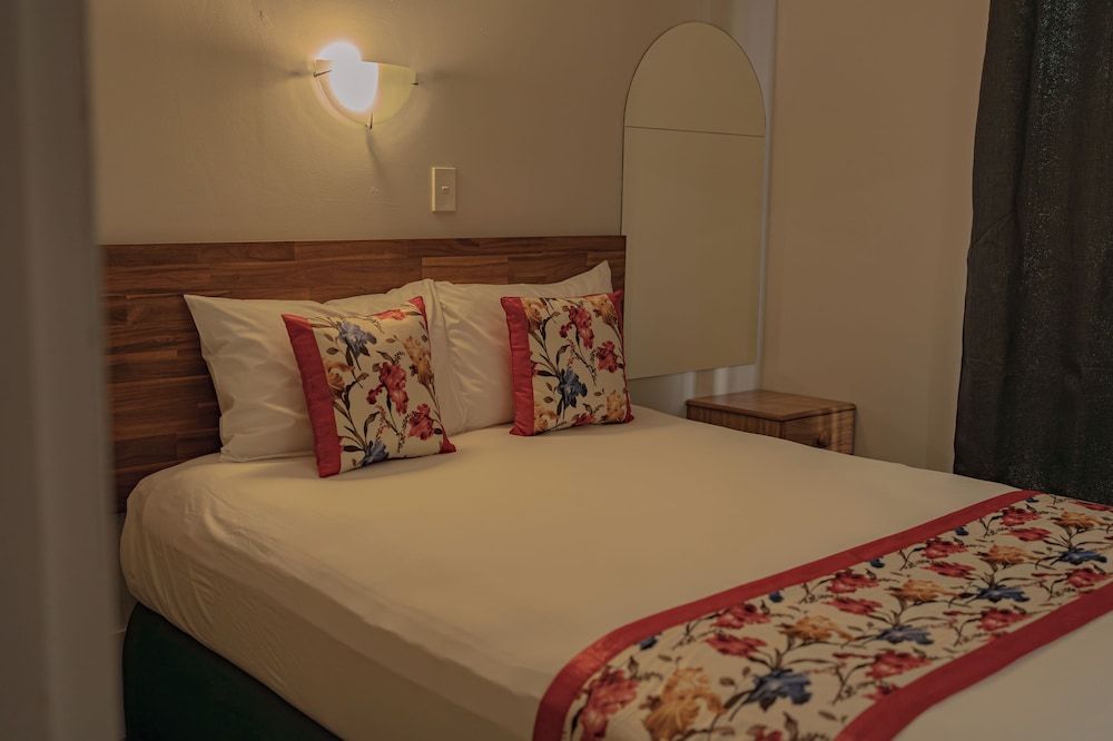 Samhil Motor Lodge Apartment 4