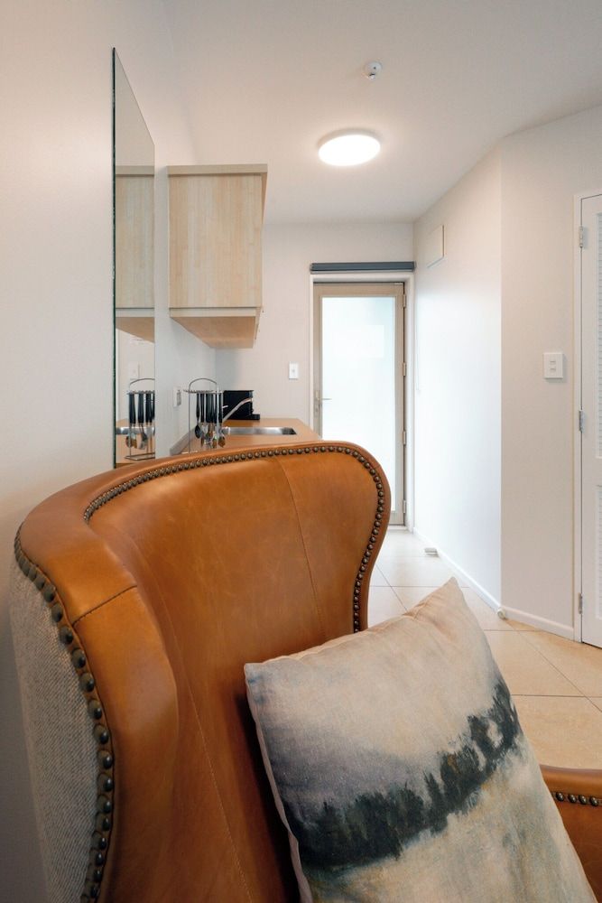 Tussock Peak Lodge Executive Spa Studio 18