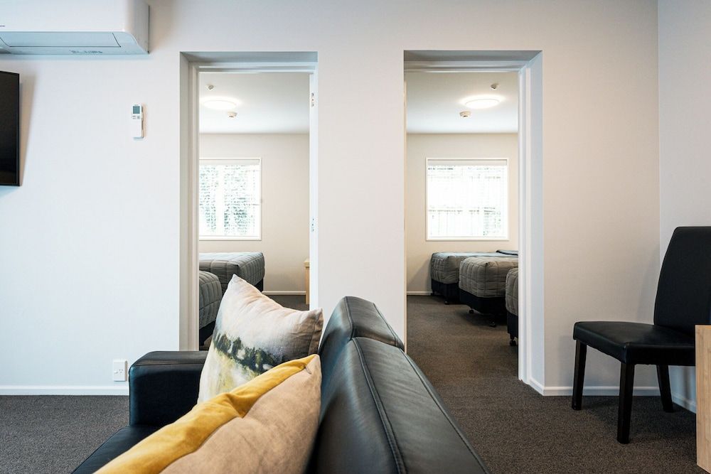 Tussock Peak Lodge Ground Floor Two Bedroom Family Apartment 12