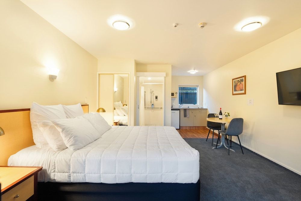 Daffodil Motel Standard Studio 4